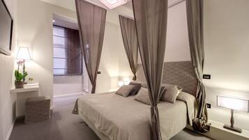 Habitación doble superior | Ropa de cama de alta calidad, colchones viscoelásticos, caja fuerte