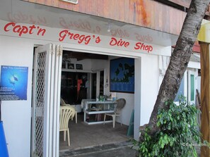Equipment storage - Capt'n Gregg's (Puerto Galera)