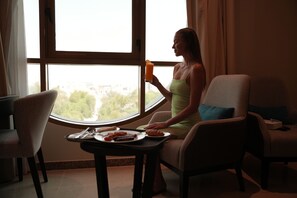 Habitación estándar | Servicio a la habitación