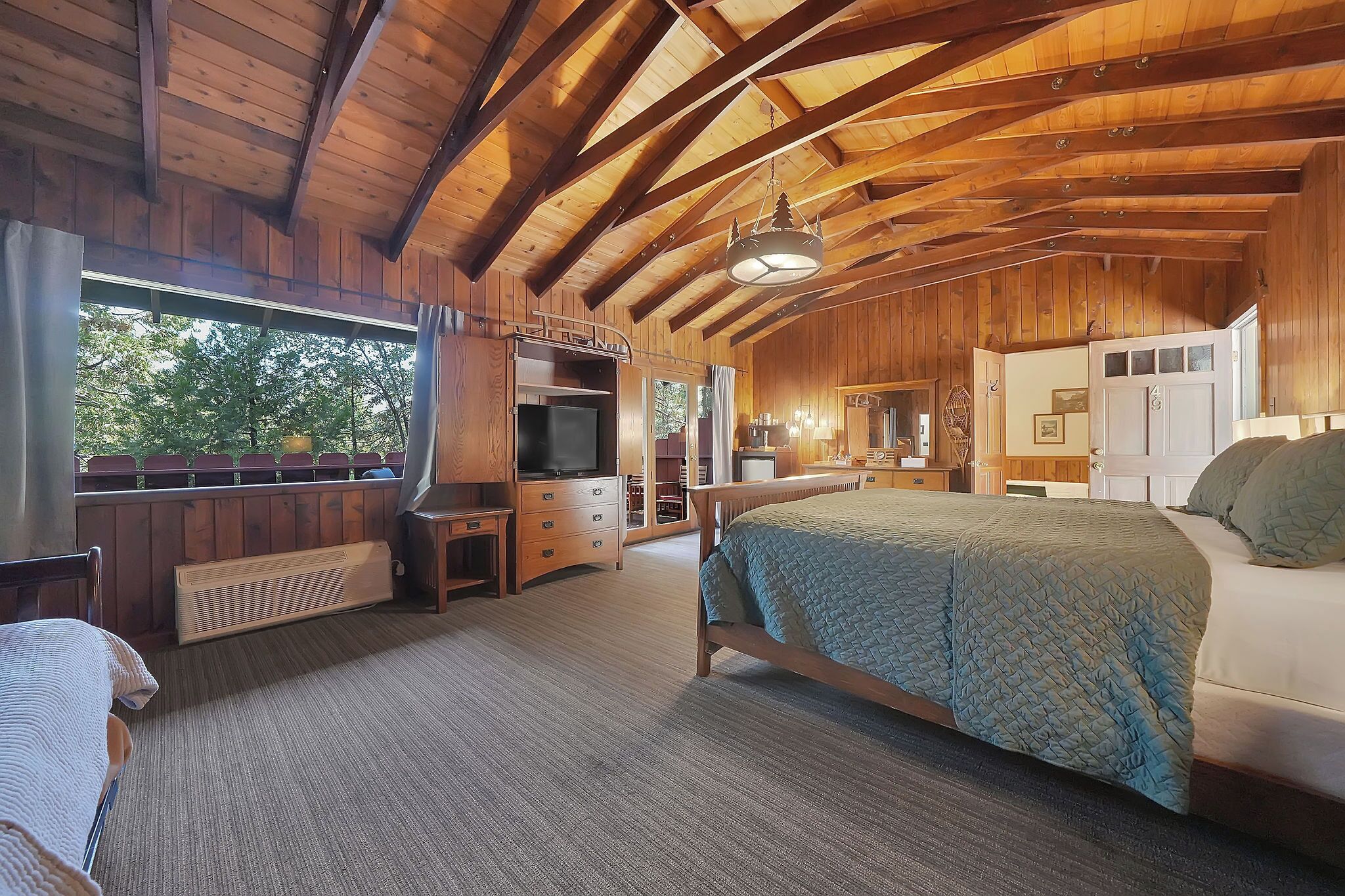 Suite | Decoración personalizada y muebles diferentes 