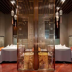 3 restaurants, breakfast, lunch, dinner served; Chinese cuisine