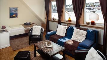 Apartment | Living area | LED TV