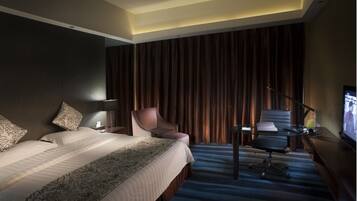 Double Room (Super Sassy) | In-room safe, desk, free WiFi
