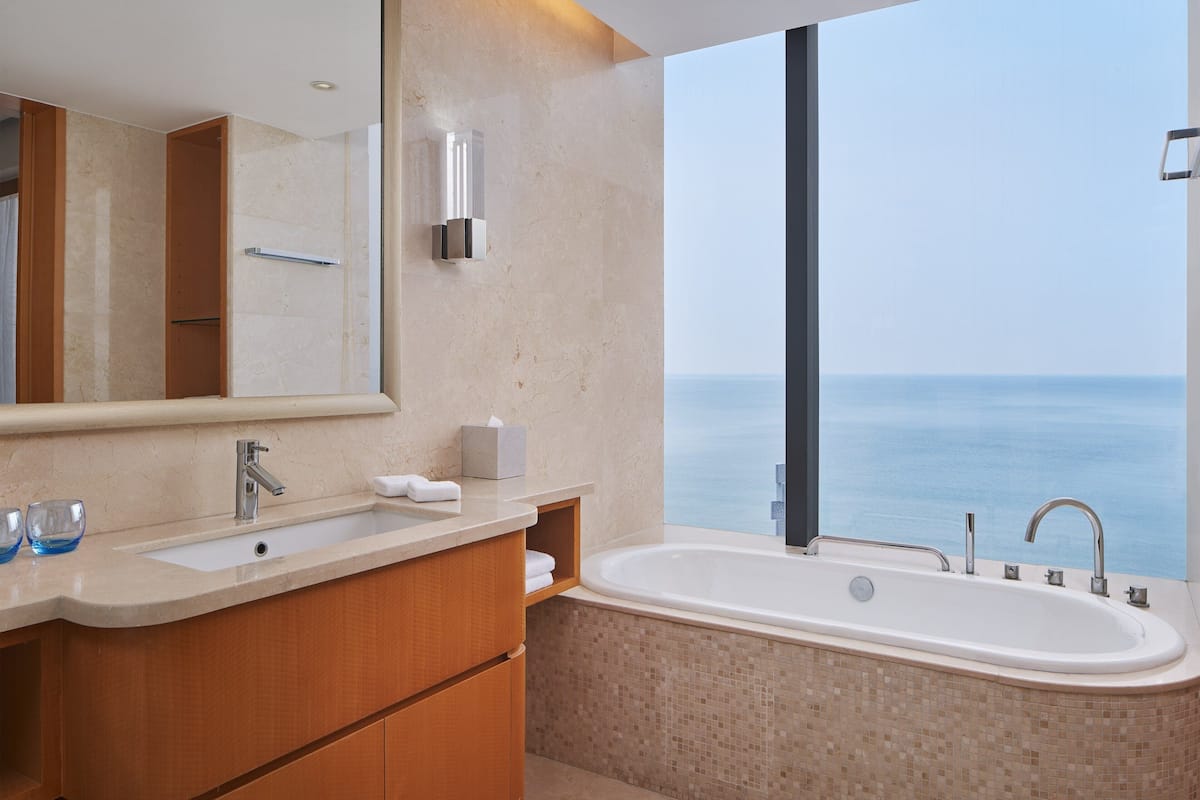 room, 1 king bed, ocean view | bathroom | separate bathtub and shower, deep-soaking bathtub, rainfall showerhead