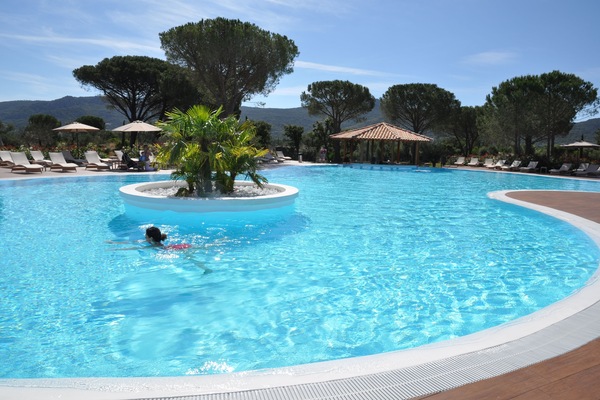 Piscina a l'aire lliure