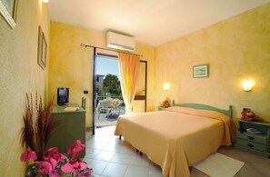 客房內保險箱、隔音、熨斗/熨衣板、床單