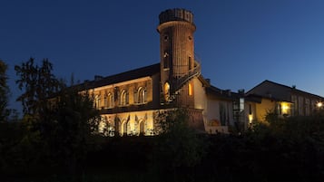 Esterni