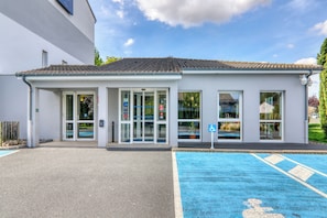 Façade de lâhĂ©bergement