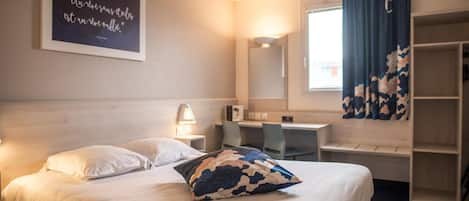 Sängtillbehör av högsta kvalitet, memory foam-madrasser och skrivbord