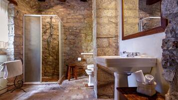 Royal Suite, Jetted Tub | Bathroom