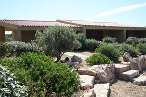 Apartment, 1 Bedroom, Pool Access, Mountain View