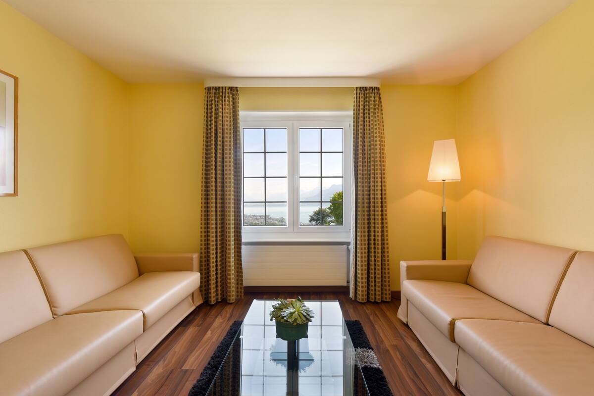 Standard Suite | Desk, blackout curtains, free WiFi, alarm clocks