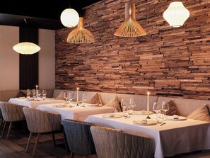 Abendessen, Fondue, Blick auf den Garten 