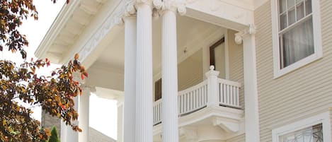 Entrée de l’hébergement