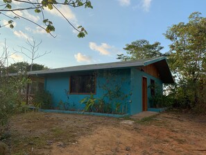 Villa Cecropia Vista al Bosque | In-room safe, laptop workspace, blackout drapes, free WiFi