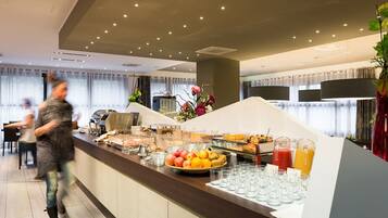 Daily buffet breakfast (EUR 13 per person)