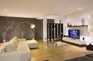 Villa (Mamma Mia 1 double + 4 twins) | Living room | 32-inch flat-screen TV with satellite channels, TV