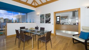 Villa (Mamma Mia 1 double + 4 twins) | In-room dining - Villas Blancas (Yaiza)
