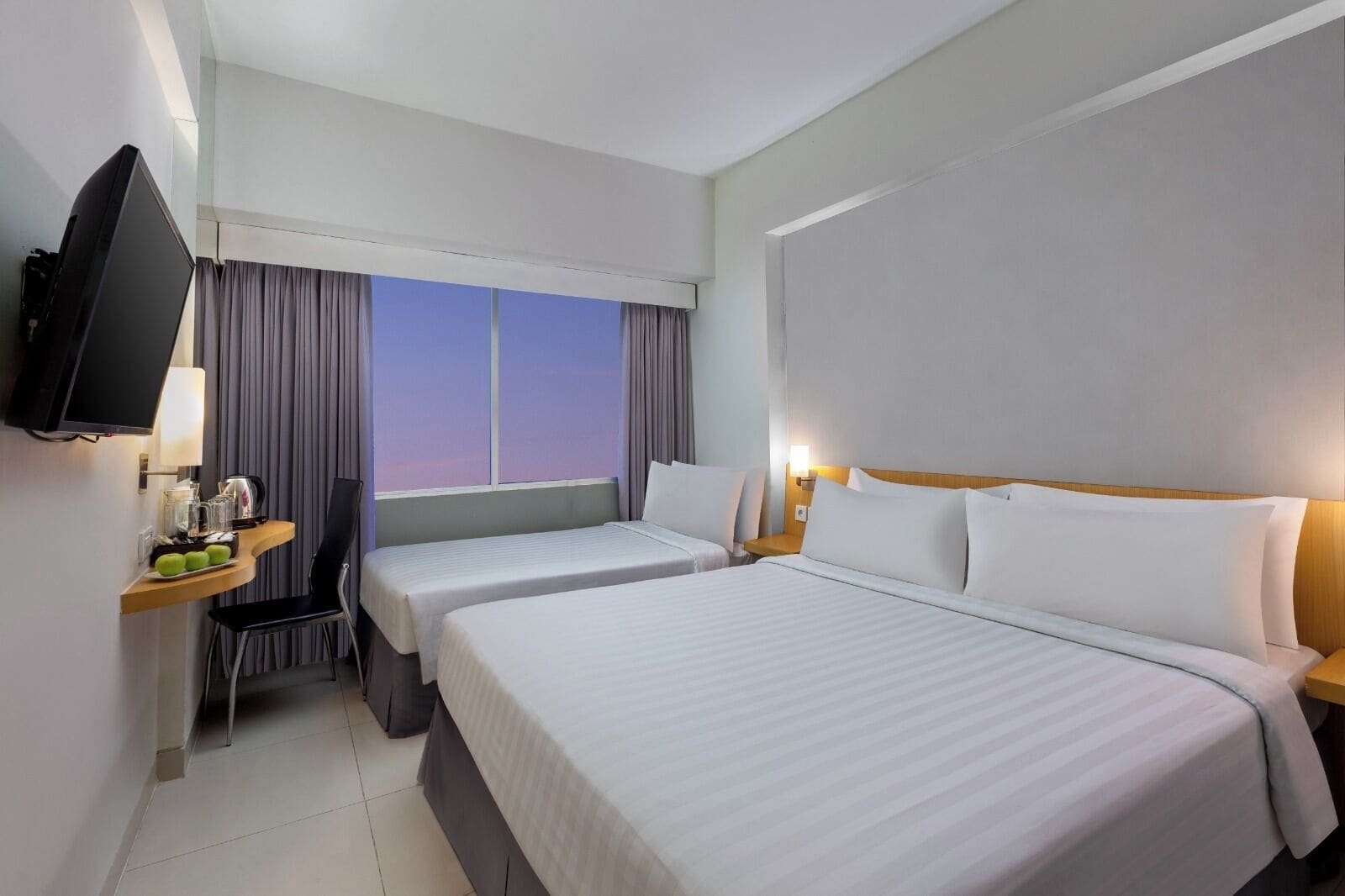 Desk, free WiFi, bed sheets
