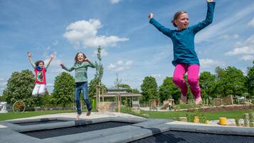 Children’s play area – outdoor