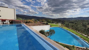 2 indoor pools, 2 outdoor pools, free pool cabanas, pool umbrellas