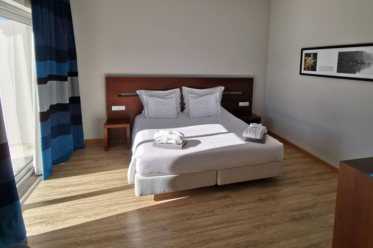 Premium Double Room | Minibar, in-room safe, desk, soundproofing