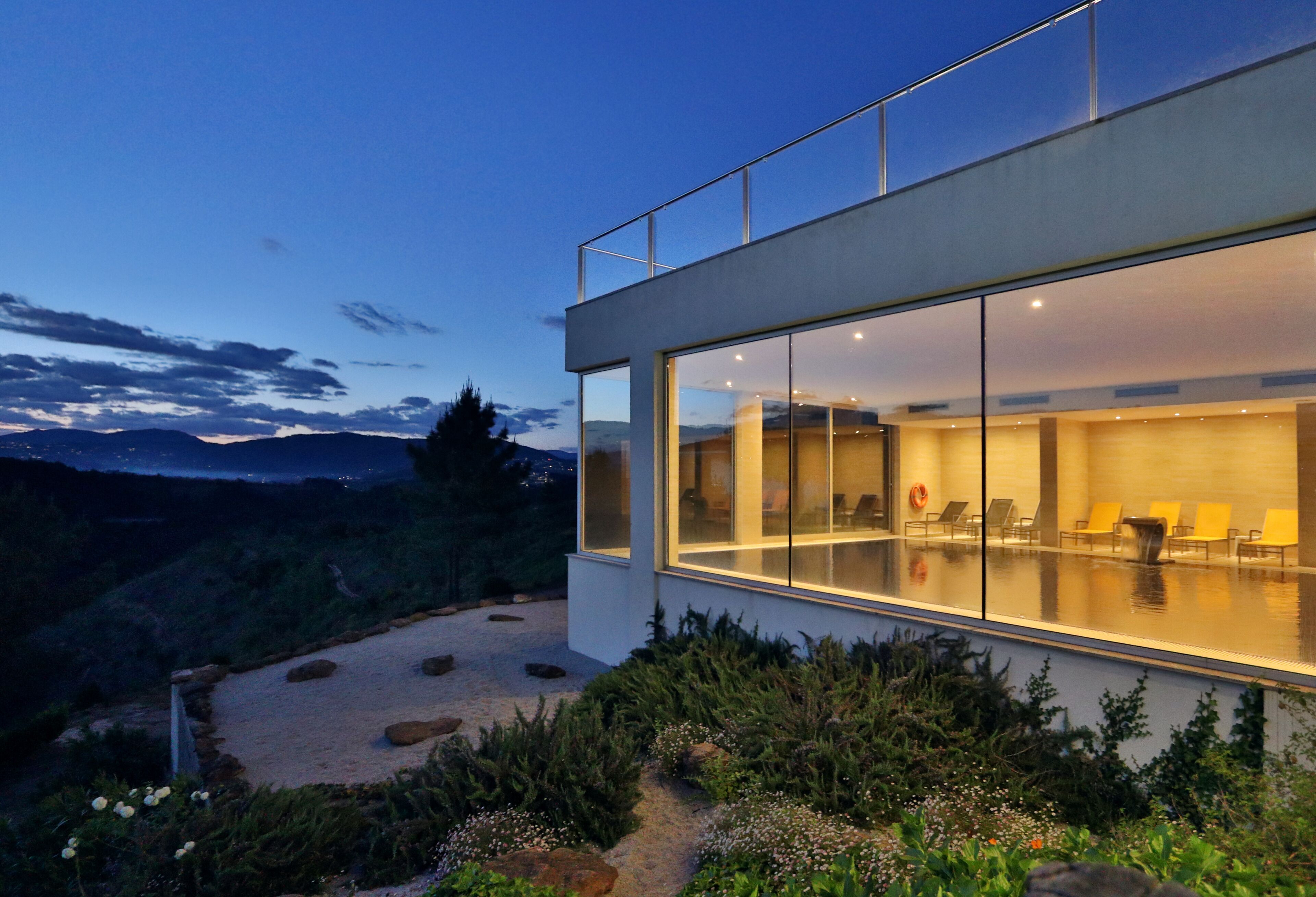 2 indoor pools, 2 outdoor pools, free cabanas, pool umbrellas