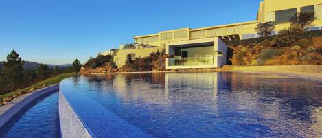 2 indoor pools, 2 outdoor pools, free cabanas, pool umbrellas