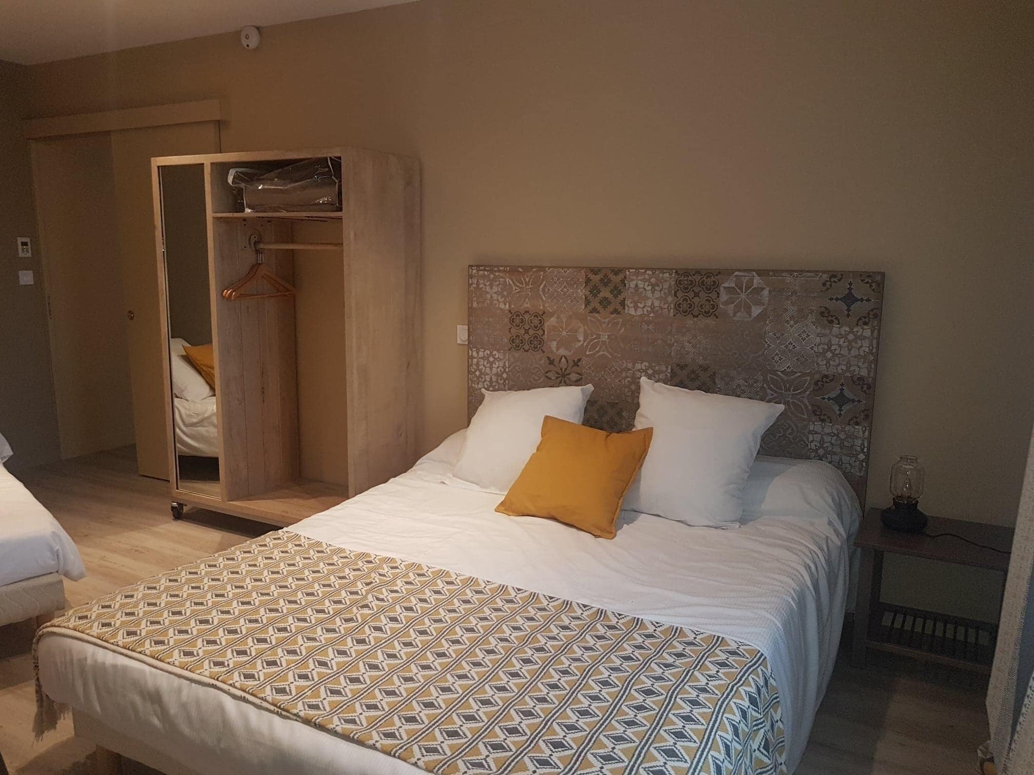 family cottage, 2 bedrooms, kitchen | premium bedding, select comfort beds, in-room safe