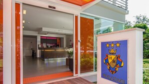 Ảnh chưa phân loại, 5 trong số 48 ảnh, nút