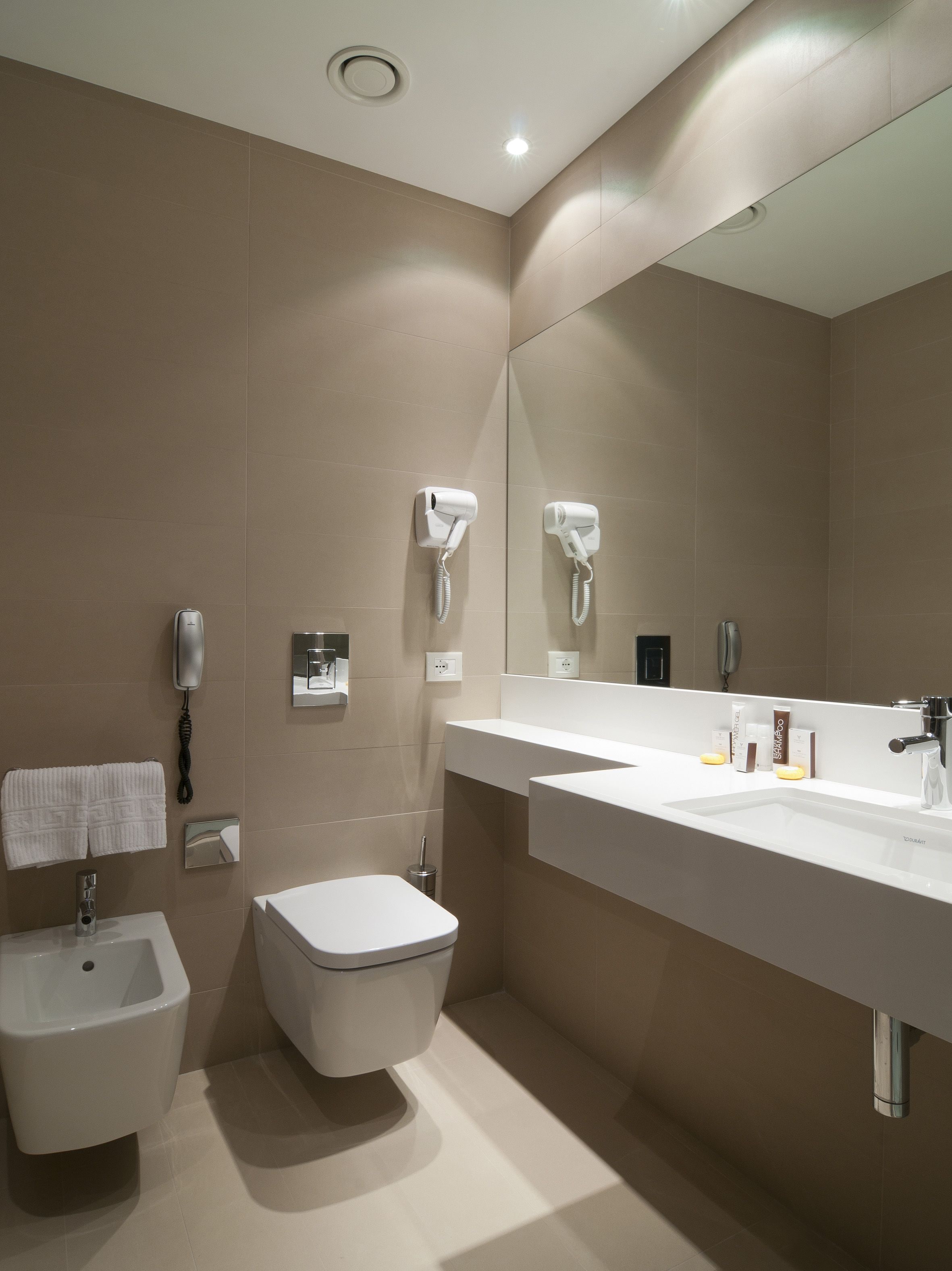 family quadruple room | minibar, in-room safe, desk, soundproofing