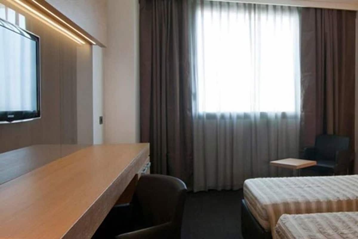Minibar, in-room safe, desk, soundproofing