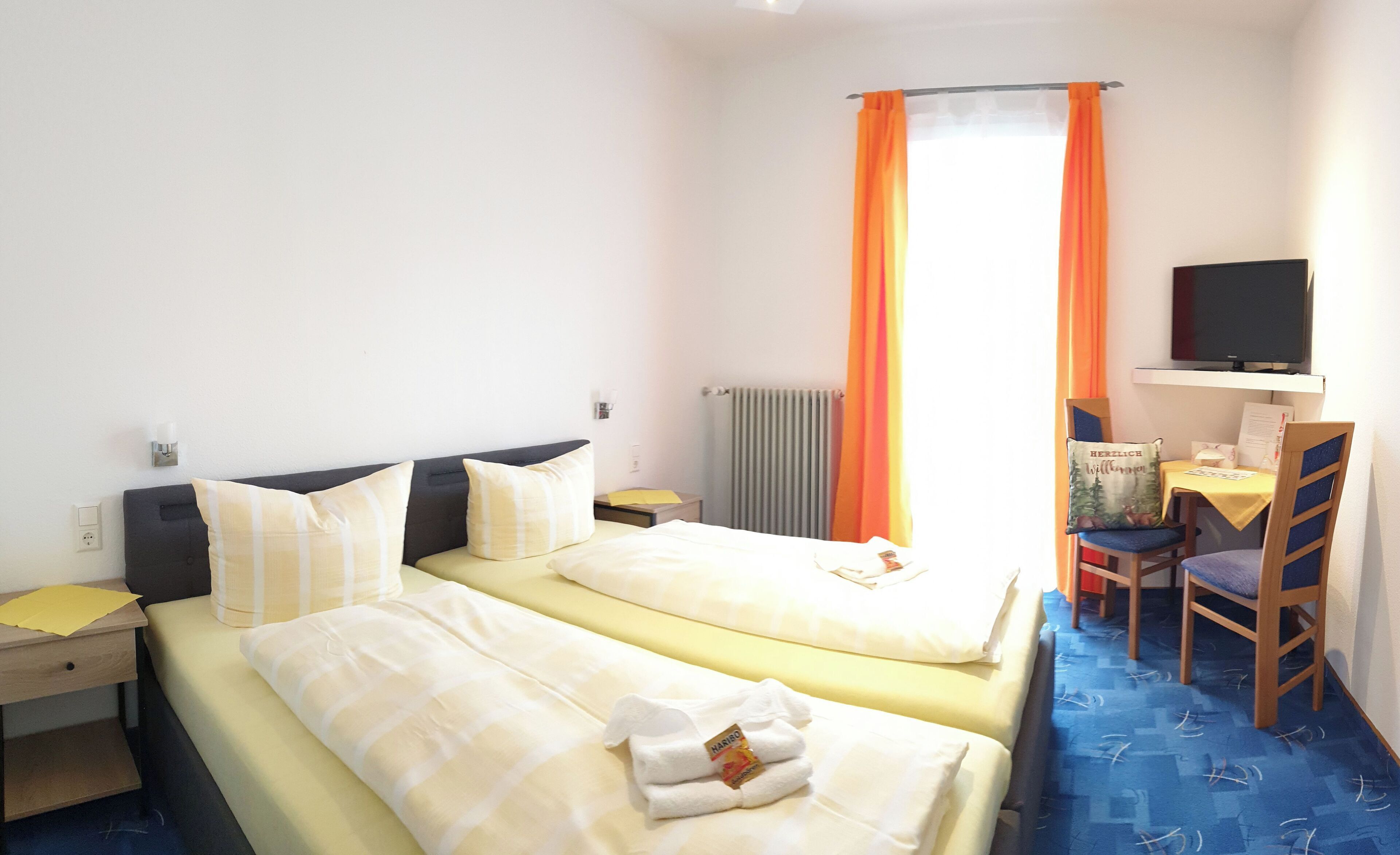 standard double room | 1 bedroom, desk, blackout curtains, free wifi