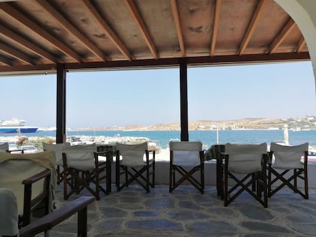 Restaurantes. Asterias Hotel Seafront