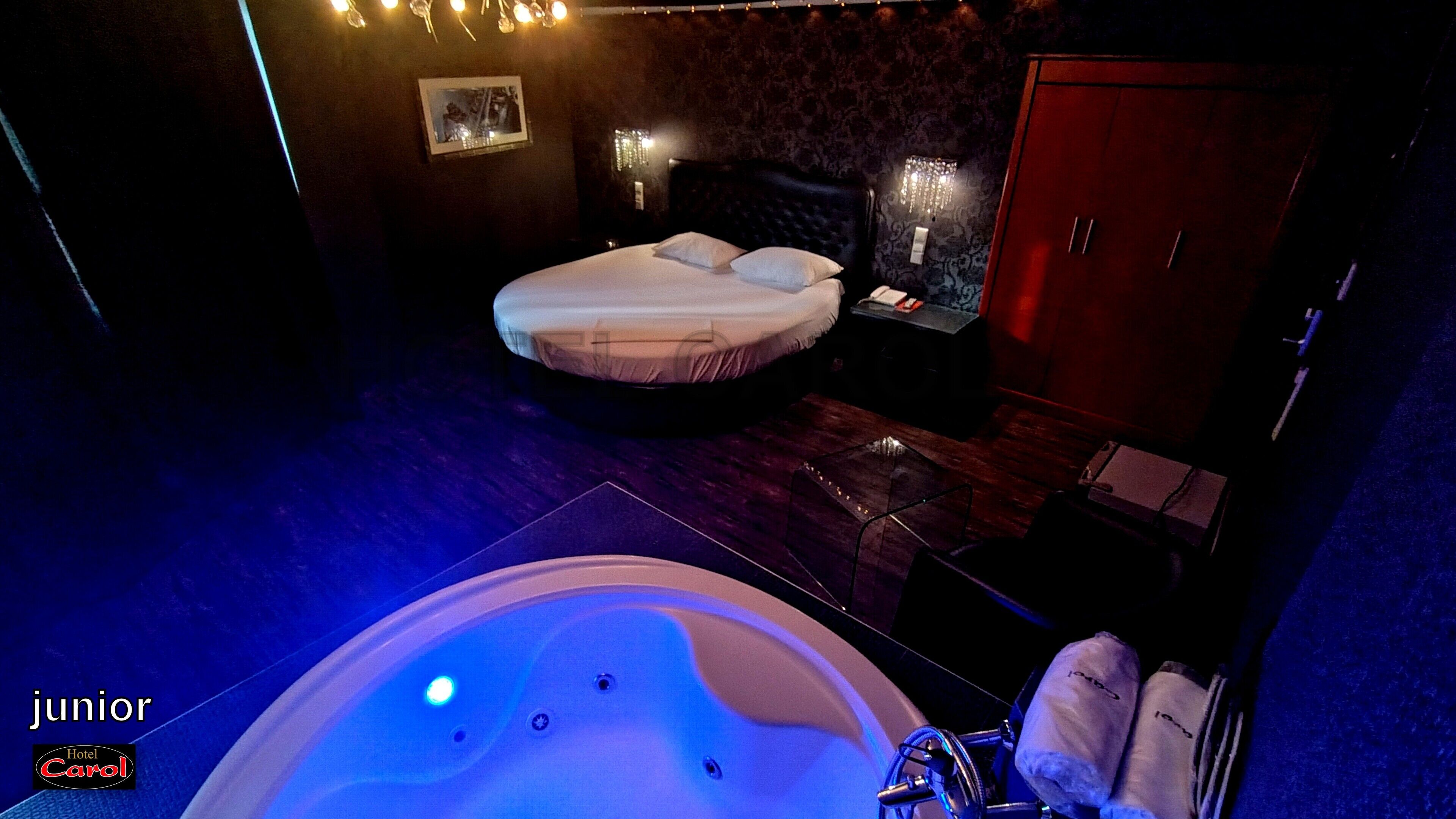 Suite | Individually decorated, blackout drapes, soundproofing, rollaway beds