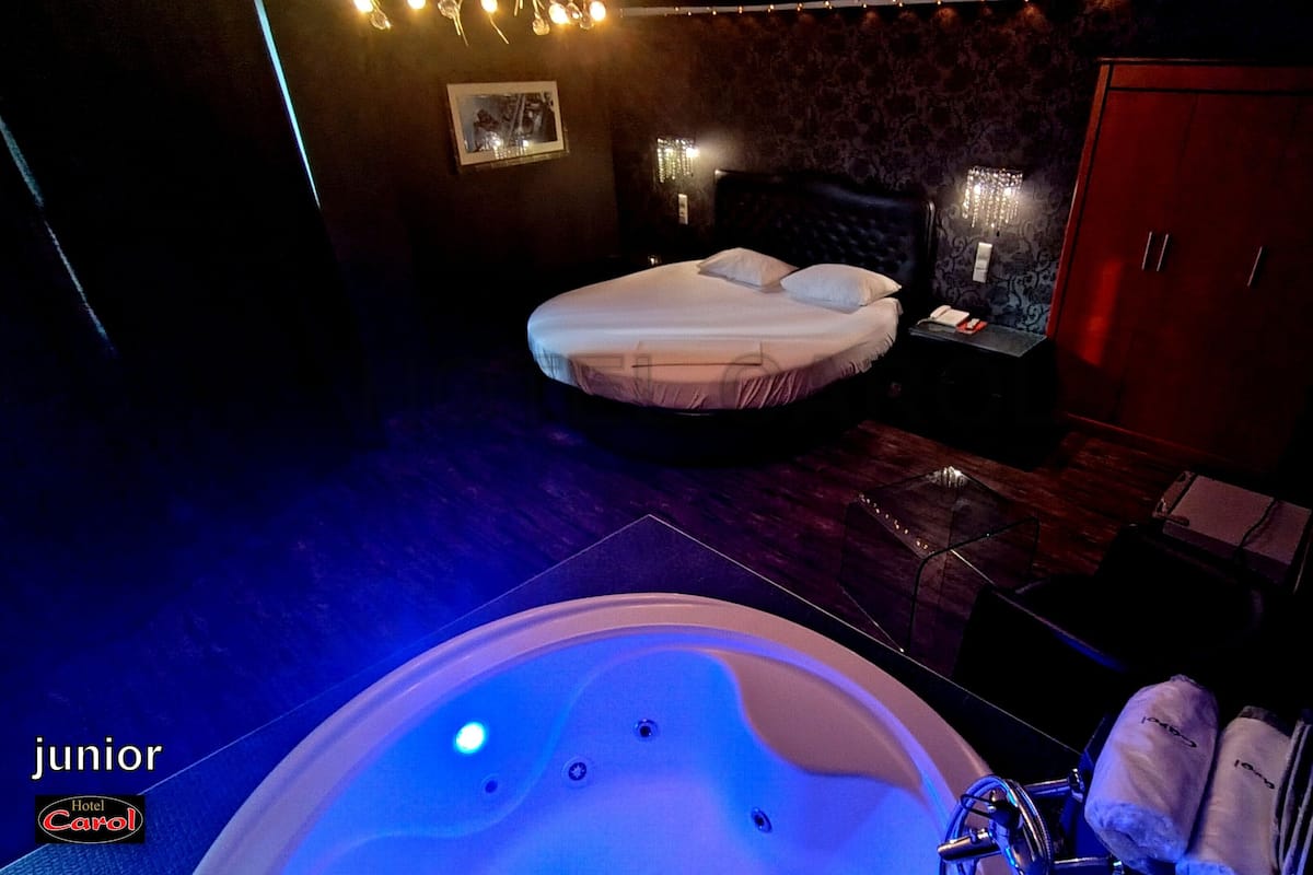 Suite | Individually decorated, blackout drapes, soundproofing, rollaway beds