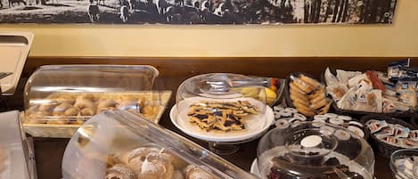 Sarapan prasmanan