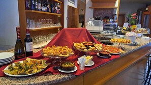 Bar (in der Unterkunft)