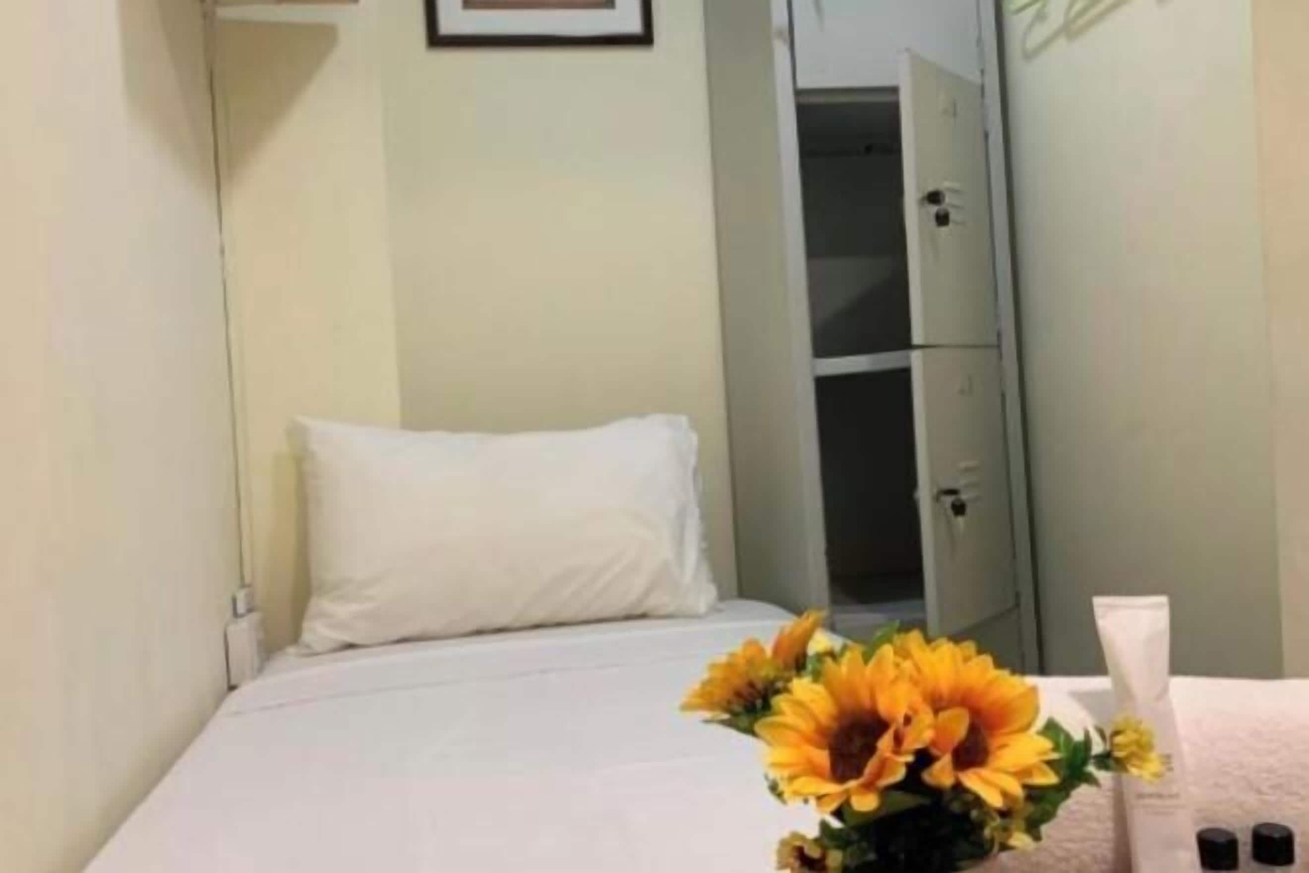 In-room safe, desk, laptop workspace, free WiFi