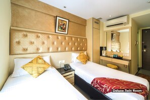 In-room safe, desk, laptop workspace, free WiFi