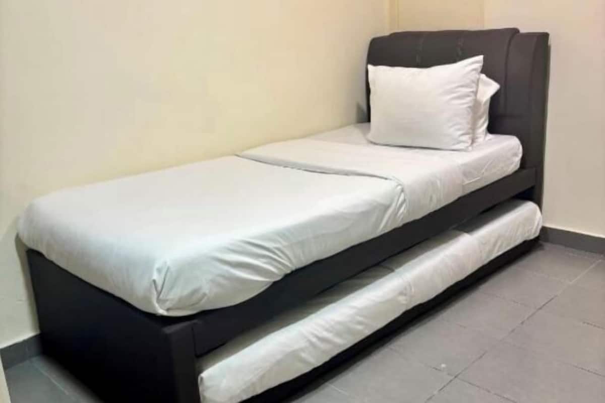 In-room safe, desk, laptop workspace, free WiFi