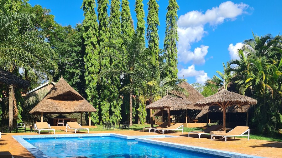 Honey Badger Lodge