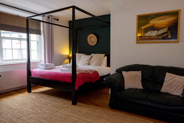 Luxury Double Room, Ensuite (Room 1)