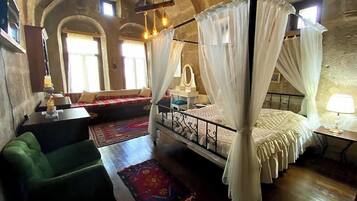 In-room safe, individually decorated, individually furnished, desk