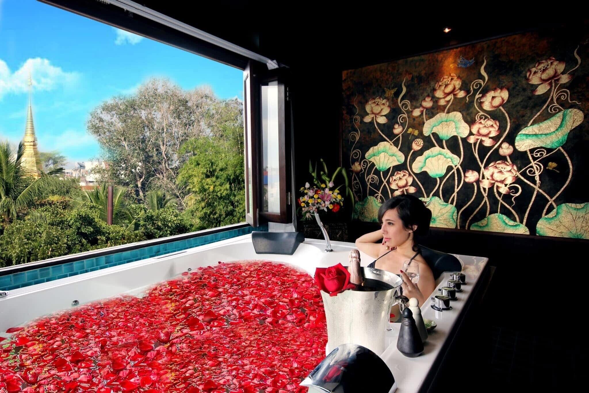 Honeymoon Nakara Suite with Balcony (incl. Sparkling Wine 1blt, Rose Petals, 1 time Afternoon Tea) | View from room