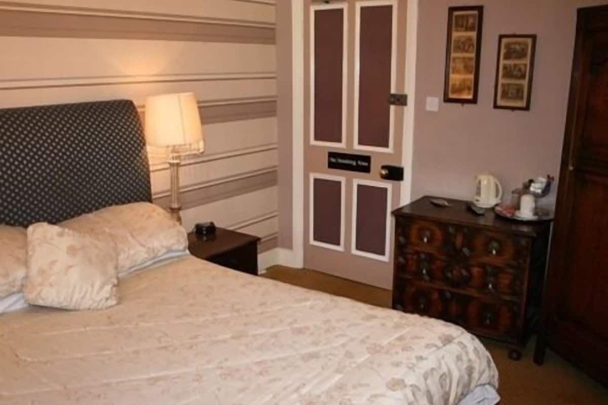 Tweepersoonskamer, en-suite badkamer | 1 slaapkamer