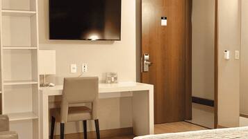 Superior Double or Twin Room | In-room safe, desk, blackout curtains, soundproofing