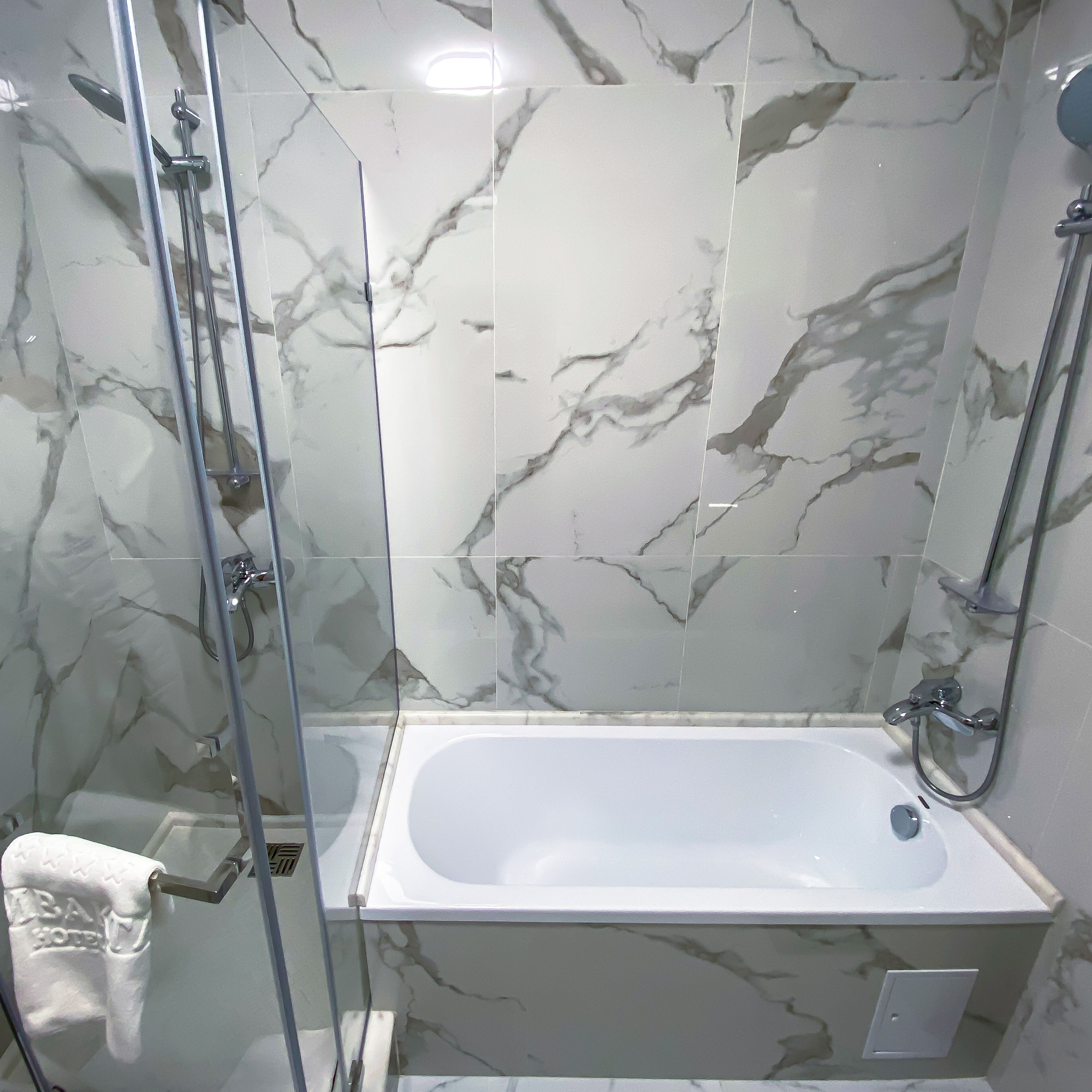 suite | bathroom | free toiletries, hair dryer, bathrobes, slippers