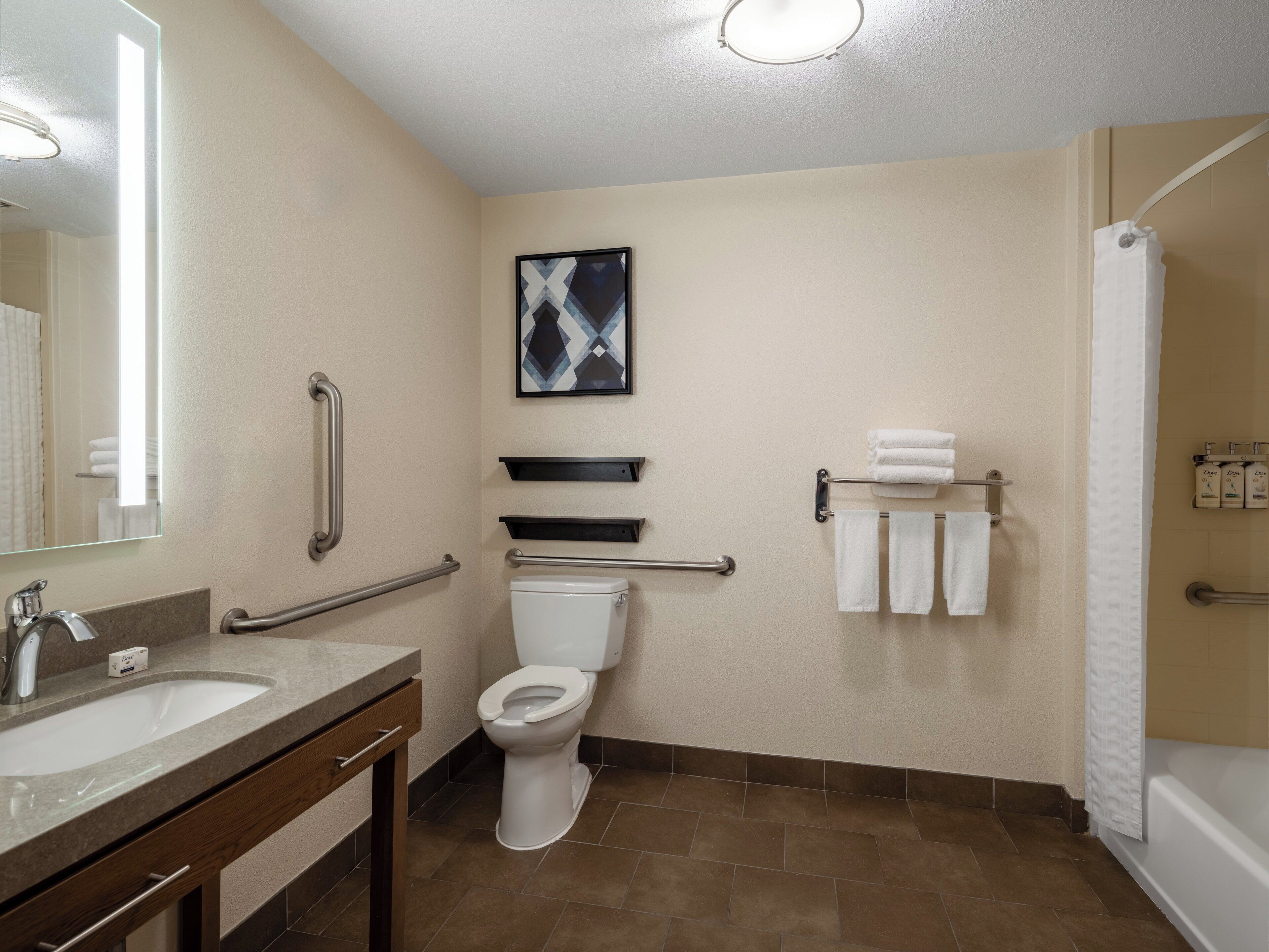 premium bedding, in-room safe, desk, laptop workspace