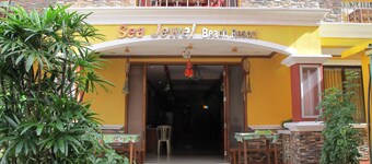 Sea Jewel Beach Resort Puerto Galera